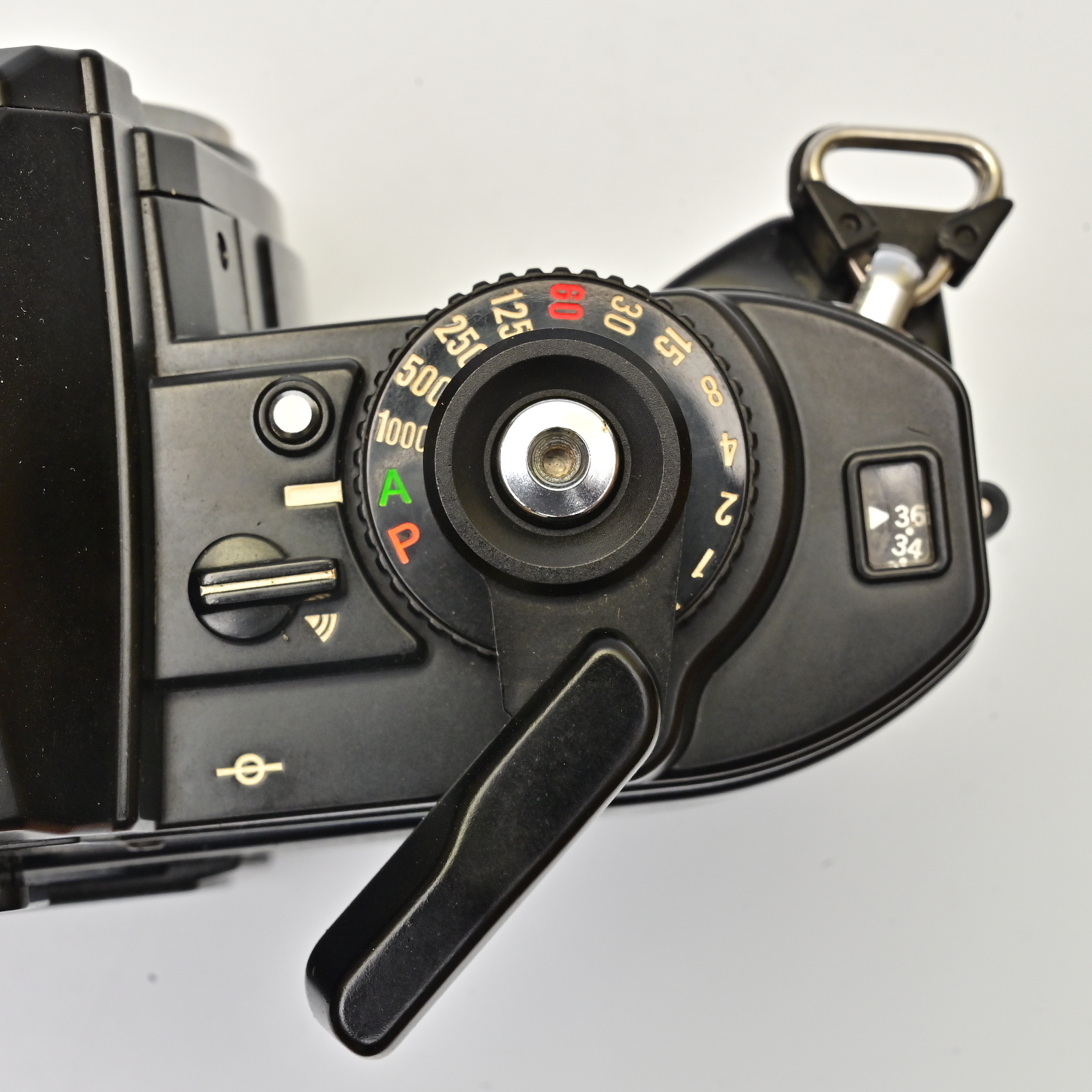 Nikon FG shutter speed dial